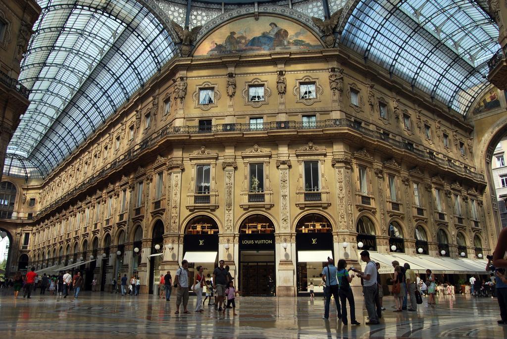 Bed+Art Milano Centrale Luaran gambar