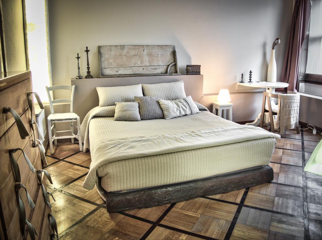 Bed+Art Milano Centrale Bilik gambar